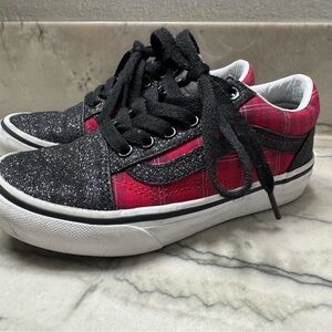 Vans little girl shoes